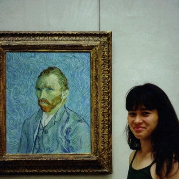 Meet your Posher, Farrah! - Picture 4 of 7